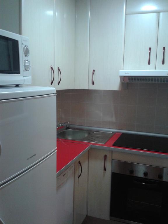 Apartamentos Vialia Sol Y Playa Малага Экстерьер фото