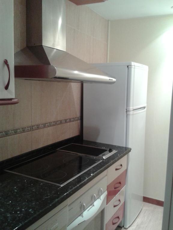 Apartamentos Vialia Sol Y Playa Малага Экстерьер фото